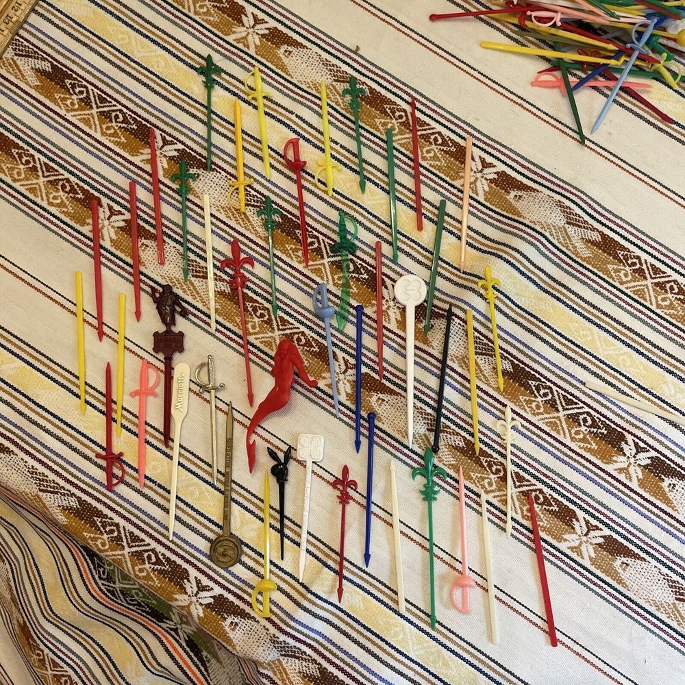 Vintage Cocktail Picks, Swizzle Sticks, Appetizer (lot A)